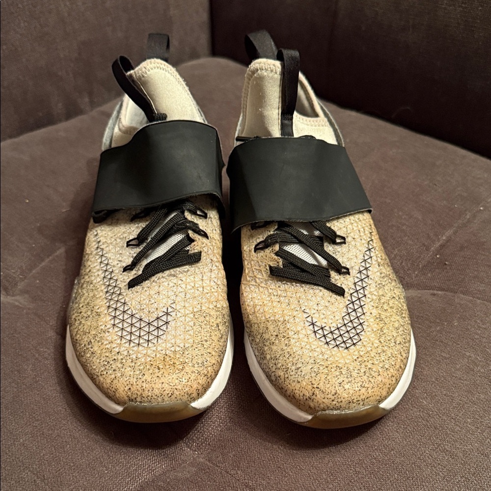 Nike Air Zoom Training Athletic Shoes - Picture 2 of 7